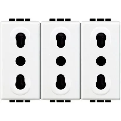 Priza Tripla standard Italian, Alba, 2P+T 10/16A 250 Vac - Bticino Living Light - N4180/3 